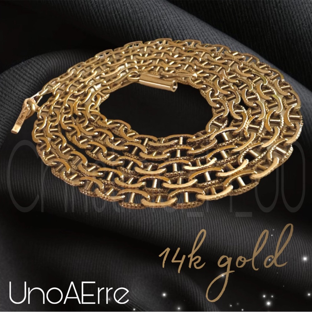14k gold UNOAERRE luxury Italian mariner chain necklace safety clasp